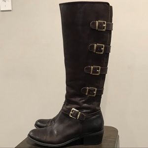 Arturo Chiang leather zip up boots